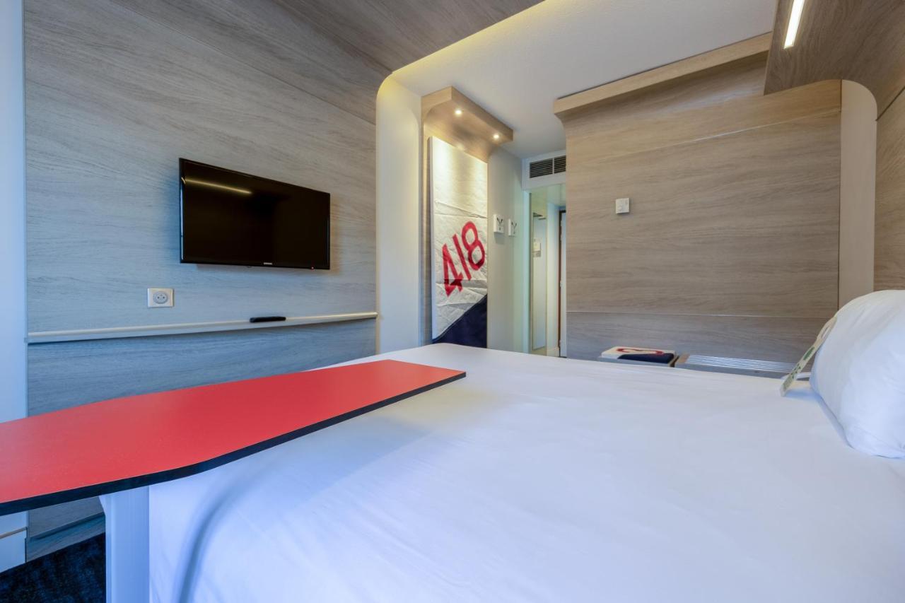Отель Ibis Styles La Rochelle Centre Экстерьер фото