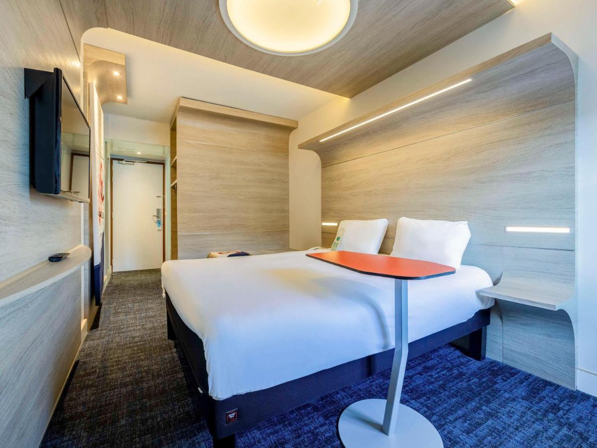 Отель Ibis Styles La Rochelle Centre Экстерьер фото