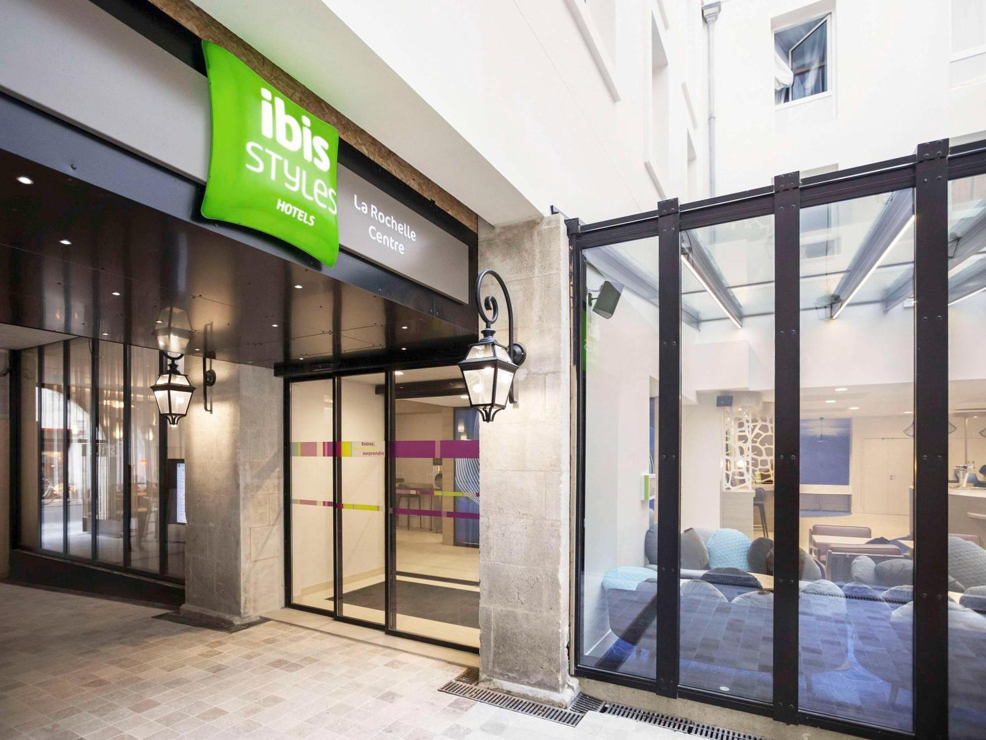 Отель Ibis Styles La Rochelle Centre Экстерьер фото