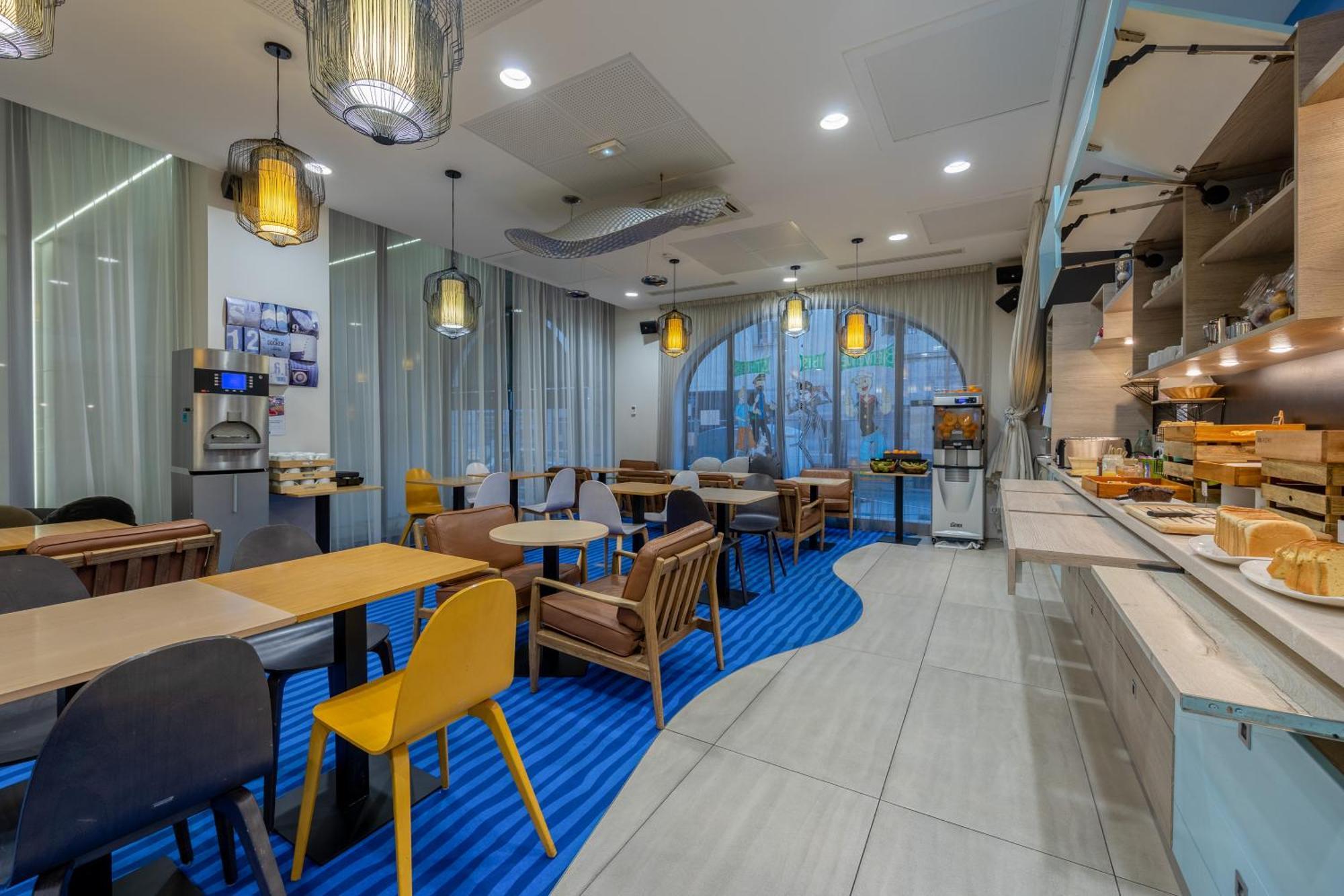 Отель Ibis Styles La Rochelle Centre Экстерьер фото