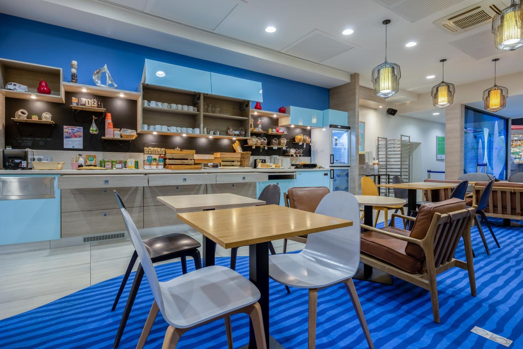 Отель Ibis Styles La Rochelle Centre Экстерьер фото
