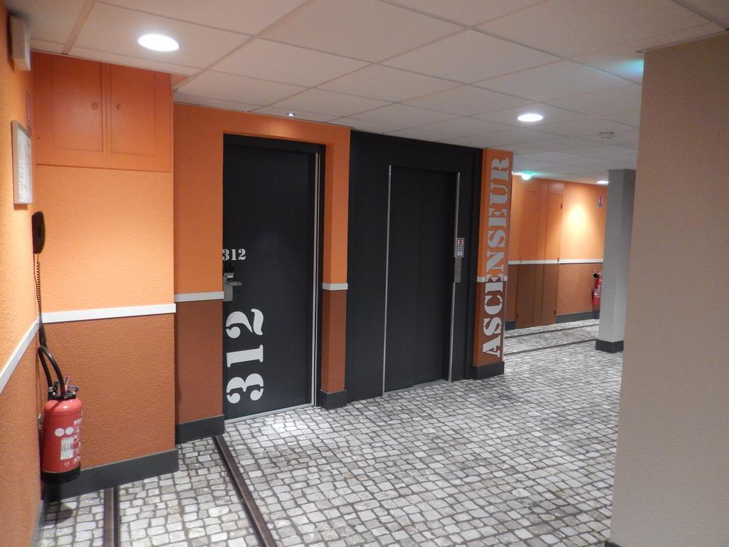Отель Ibis Styles La Rochelle Centre Экстерьер фото